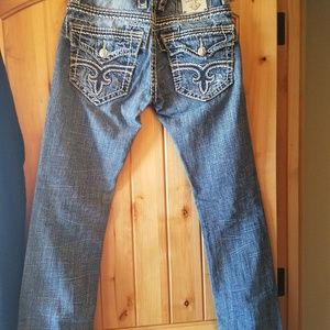 Rock Revival Jean's